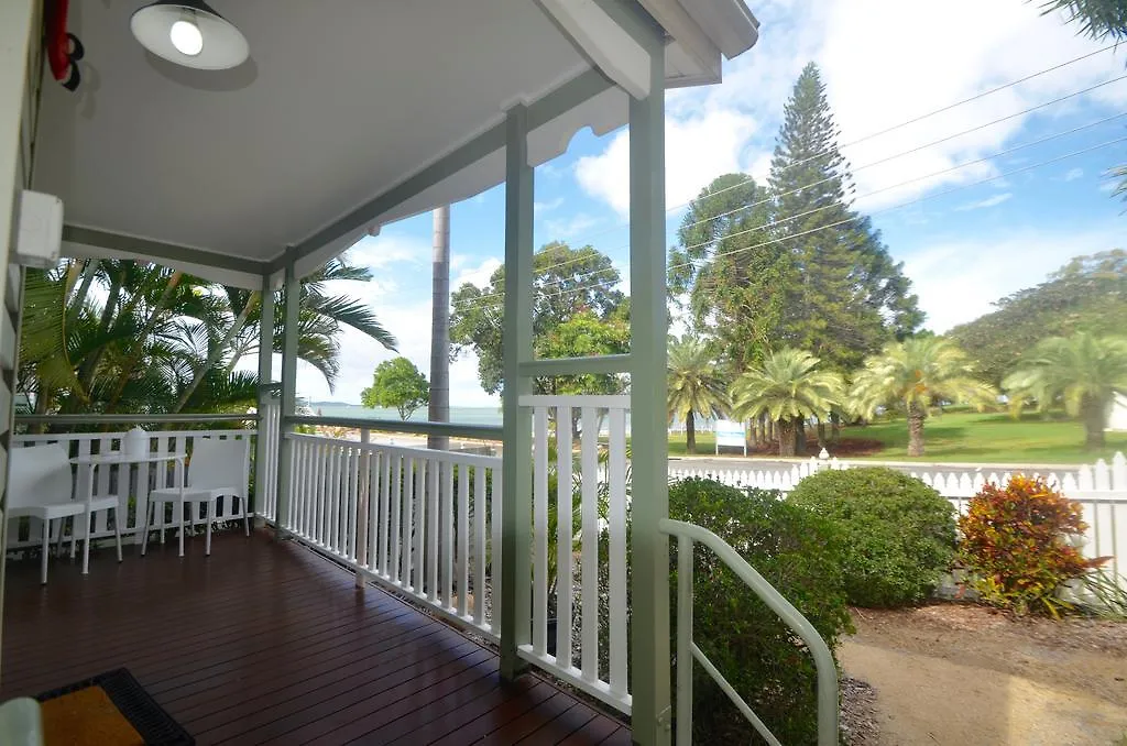 Barney Beach Accommodation Gladstone