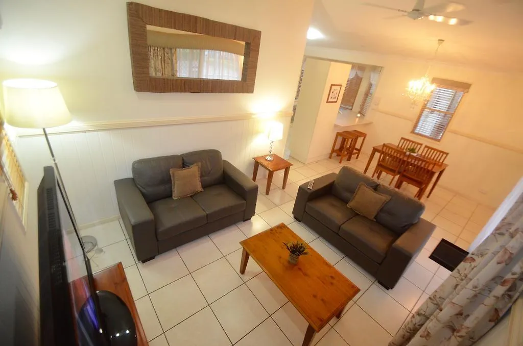 Barney Beach Accommodation Gladstone 4*,  Australia