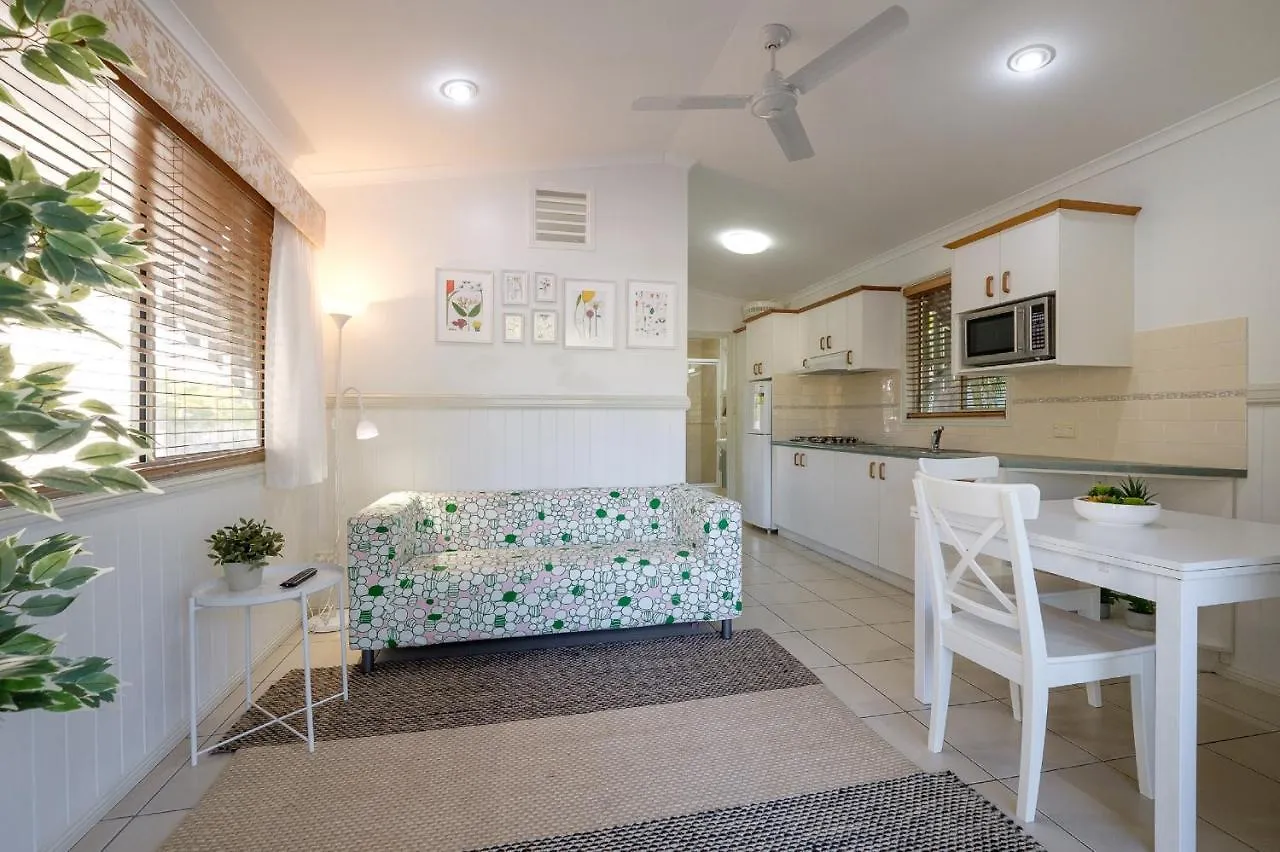 **** Holiday park Barney Beach Accommodation Gladstone Australia