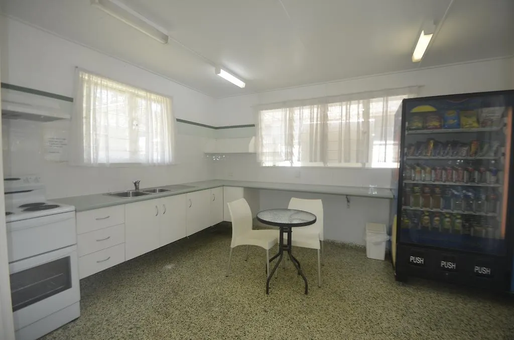 Barney Beach Accommodation Gladstone 4*,